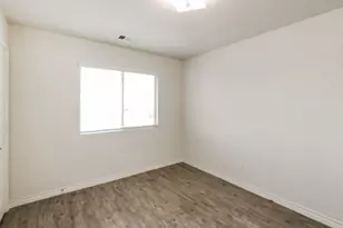 3202 Robin Rd, Ennis, TX 75119 - Photo 8