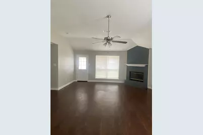 2843 Saint Johns Avenue, Lancaster, TX 75146 - Photo 2