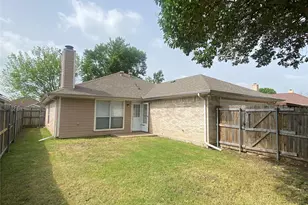 2843 St Johns Ave, Lancaster, TX 75146 - Photo 14