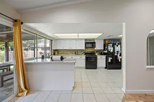 1109 Overdowns Dr, Plano, TX 75023 - Photo 10