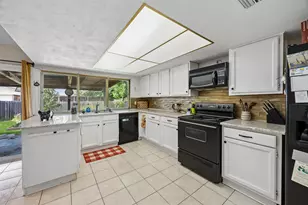 1109 Overdowns Dr, Plano, TX 75023 - Photo 2