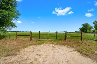 269 Vz County Road 4305, Ben Wheeler, TX 75754 - Photo 2