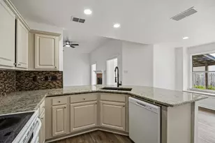 1031 Park Pl Blvd, Midlothian, TX 76065 - Photo 10
