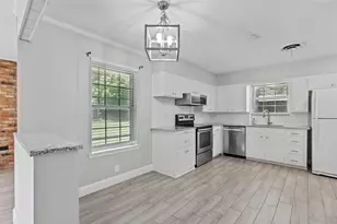 2202 Foxcroft Cir, Denton, TX 76209 - Photo 12