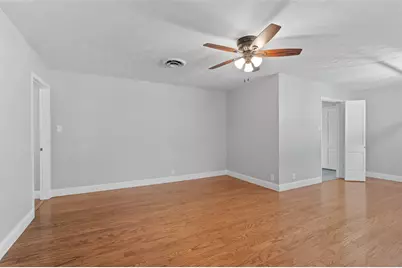 2202 Foxcroft Circle, Denton, TX 76209 - Photo 4