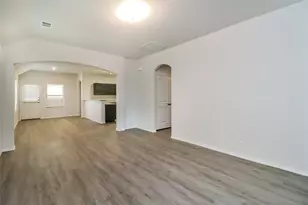 8220 Runner Oak, Fort Worth, TX 76123 - Photo 4