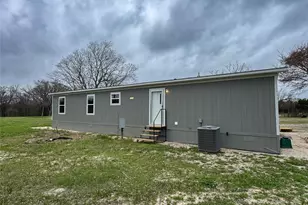 256 Co Rd 3101, Greenville, TX 75402 - Photo 4