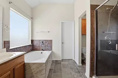 600 Prairie Gulch Drive, Fort Worth, TX 76140 - Photo 32