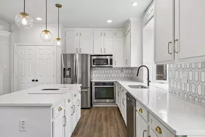 2121 Brentcove Drive, Grapevine, TX 76051 - Photo 6