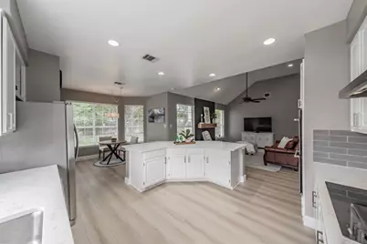 509 Aurora Drive, Euless, TX 76039 - Photo 18