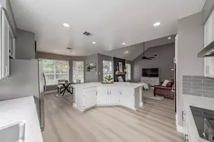 509 Aurora Dr, Euless, TX 76039 - Photo 18