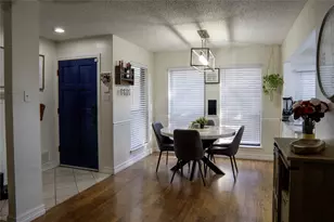 3707 Clover Hill Ln, Carrollton, TX 75007 - Photo 6