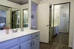 3707 Clover Hill Ln, Carrollton, TX 75007 - Photo 10