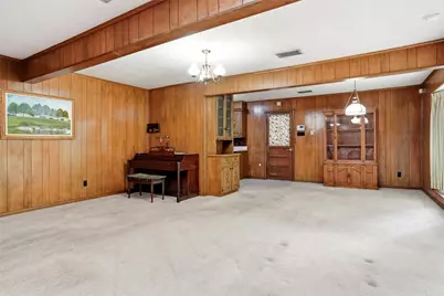 2105 Camelot Drive, Grapevine, TX 76051 - Photo 8