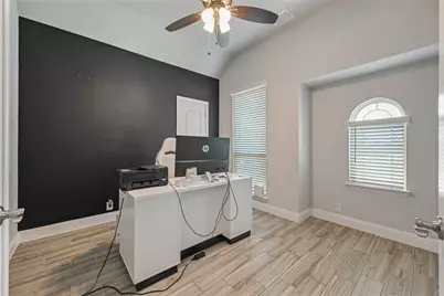 933 Vista Lane, DeSoto, TX 75115 - Photo 6