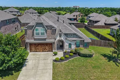 933 Vista Lane, DeSoto, TX 75115 - Photo 1