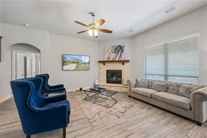 933 Vista Lane, DeSoto, TX 75115 - Photo 8