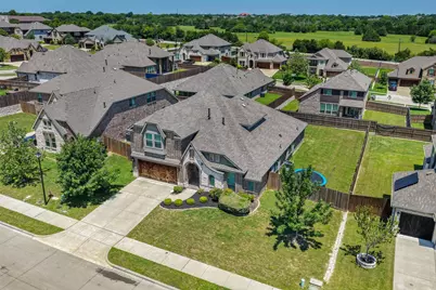 933 Vista Lane, DeSoto, TX 75115 - Photo 4