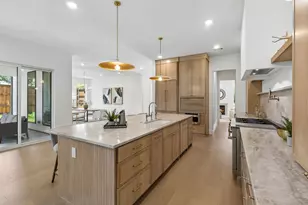 6402 Kenwood Ave, Dallas, TX 75214 - Photo 8