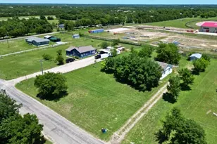 310 Broadway Ave, Anna, TX 75409 - Photo 1