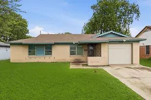12135 Amsterdam Rd, Farmers Branch, TX 75234 - Photo 2
