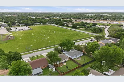 12135 Amsterdam Road, Farmers Branch, TX 75234 - Photo 40