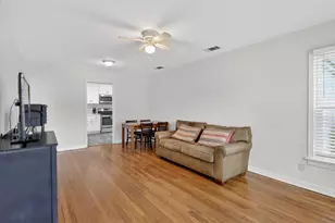 1439 Casa Vale Dr, Dallas, TX 75218 - Photo 4