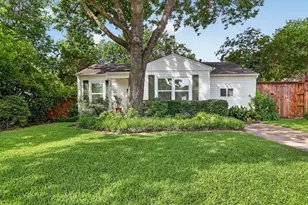 1439 Casa Vale Dr, Dallas, TX 75218 - Photo 1
