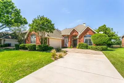 625 Palm Desert Drive, Garland, TX 75044 - Photo 2