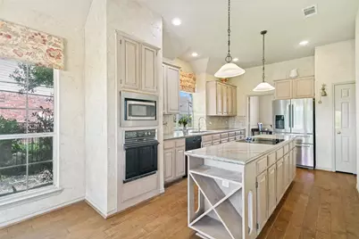 625 Palm Desert Drive, Garland, TX 75044 - Photo 12