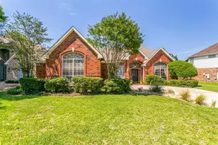 625 Palm Desert Dr, Garland, TX 75044 - Photo 1