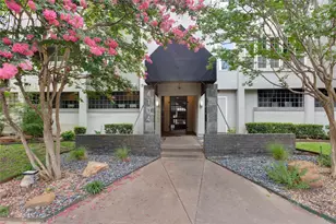 4104 N Hall St, Dallas, TX 75219 - Photo 2