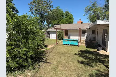 424 Vine Street, Baird, TX 79504 - Photo 22