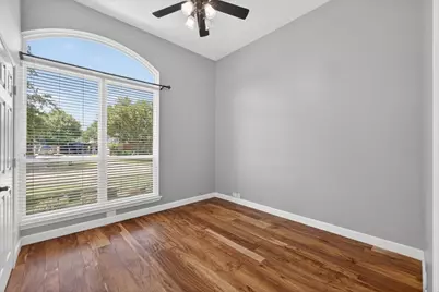 913 Chapel Drive, Denton, TX 76205 - Photo 32