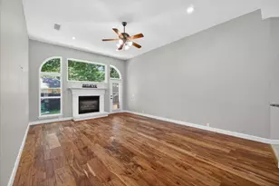 913 Chapel Dr, Denton, TX 76205 - Photo 12