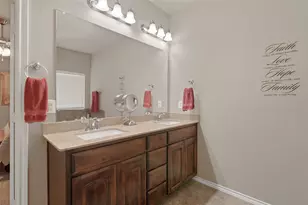 5905 Marsh Rail Dr, Denton, TX 76208 - Photo 14