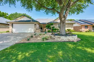 1808 Willow Vale Dr, Fort Worth, TX 76134 - Photo 1