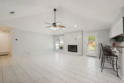 1808 Willow Vale Drive, Fort Worth, TX 76134 - Photo 8