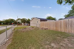 2238 Sussex Dr, Garland, TX 75041 - Photo 40