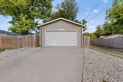 2238 Sussex Drive, Garland, TX 75041 - Photo 2