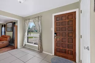 2238 Sussex Dr, Garland, TX 75041 - Photo 4