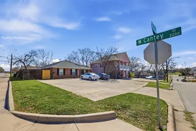 2803 Wayside Avenue, Fort Worth, TX 76110 - Photo 2