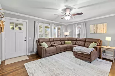 900 W Reeves, Decatur, TX 76234 - Photo 4