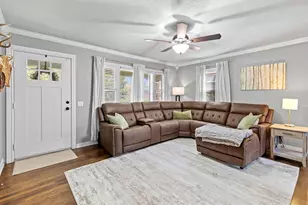 900 W Reeves, Decatur, TX 76234 - Photo 4
