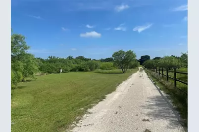 2200 Tipps Road, Cross Roads, TX 76227 - Photo 10