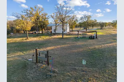 12664 Highway 199 W, Poolville, TX 76487 - Photo 32