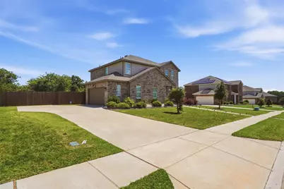 2636 Sagebrush Drive, Glenn Heights, TX 75154 - Photo 2
