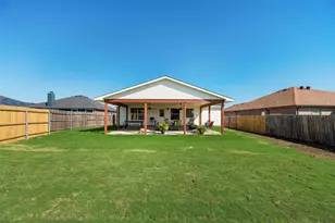 808 Sage Cir, Burleson, TX 76028 - Photo 12