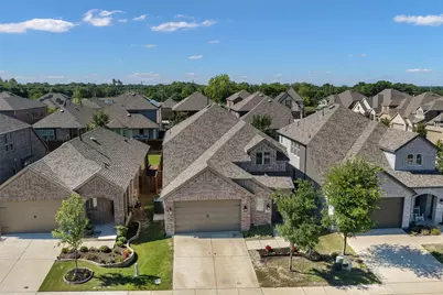 1821 Eagle Landing, Van Alstyne, TX 75495 - Photo 2
