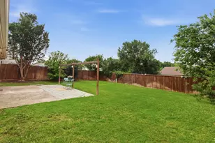 2627 Bayberry Ln, Euless, TX 76039 - Photo 24